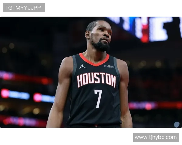 篮球巨星杜兰特的传奇人生与赛场风采解析